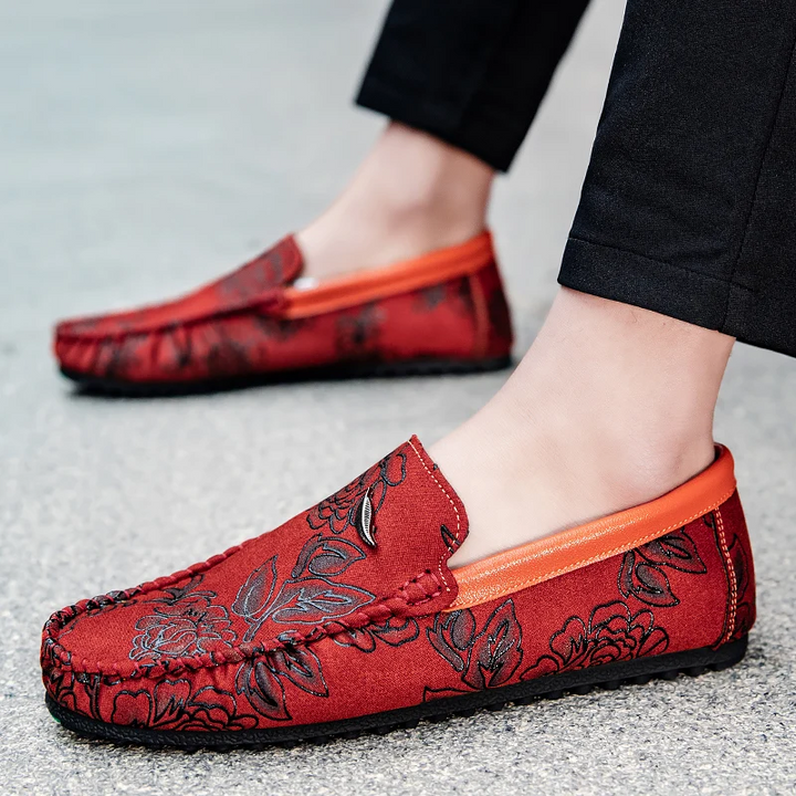 Mocasines florales de piel