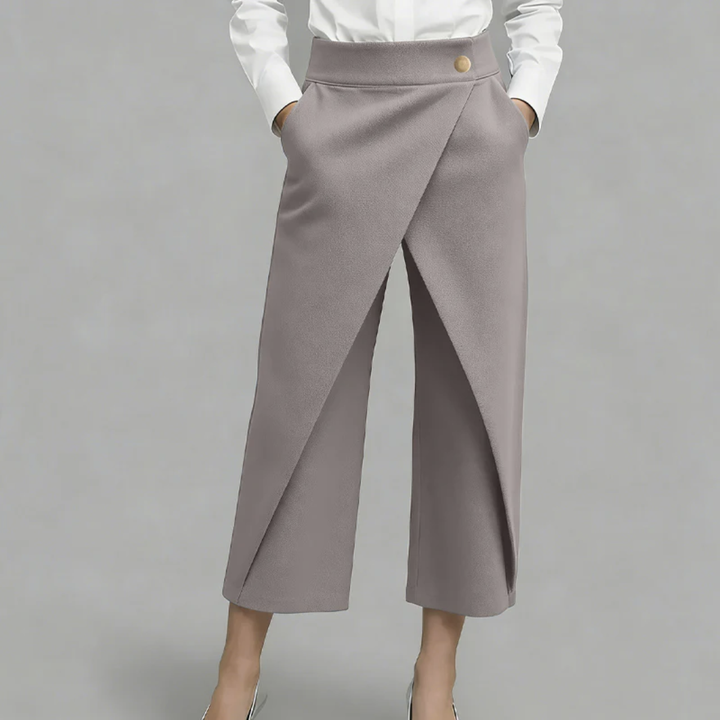 AMOR | Pantalones Casual Cortos
