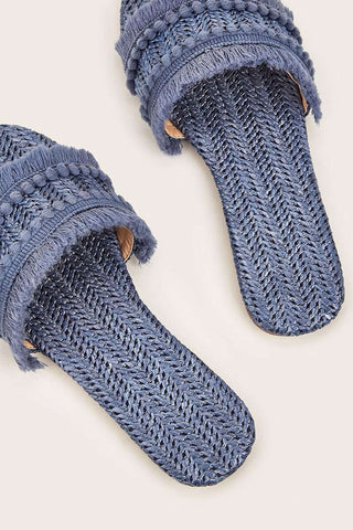 Zapatillas con Flecos