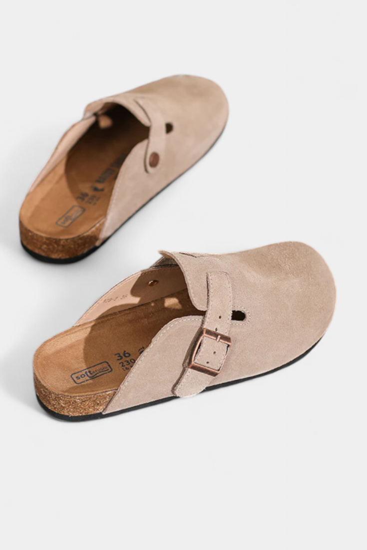 Aubree Zuecos Unisex de Gamuza con Hebilla Ajustable